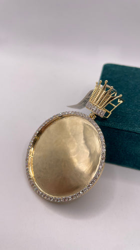 3.27 CT. Natural Diamond Round Shape Memory Pendant In 10 KT Yellow Gold