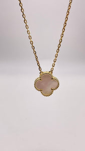 Stunning 10 KT Yellow Gold Clover Necklace