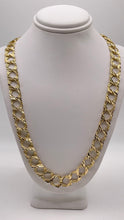 Load image into Gallery viewer, 10mm Diamond-Cut Link Chain In 10 KT Yellow Gold