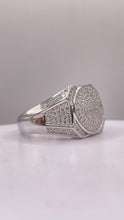 Load image into Gallery viewer, Men’s Silver CZ Ring