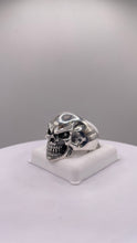 Load image into Gallery viewer, Silver Skull Ring