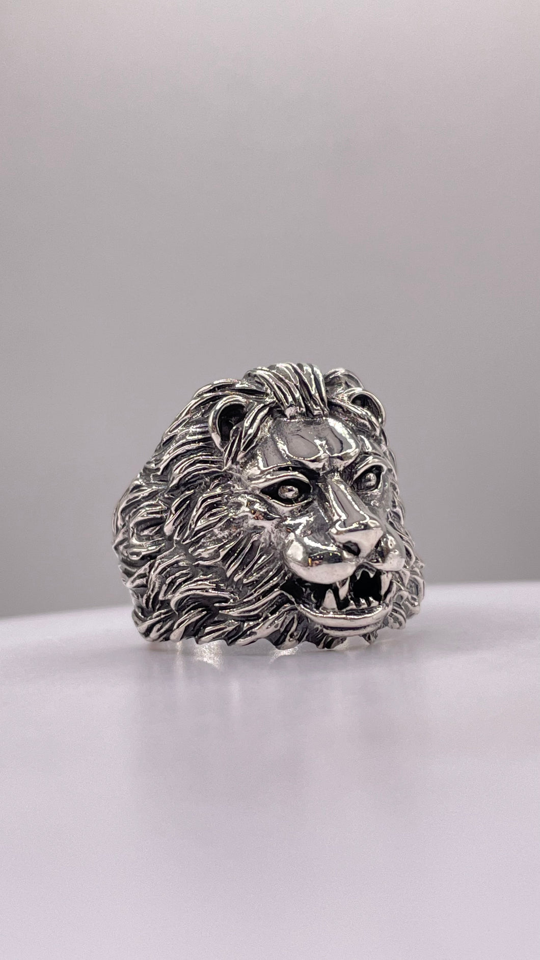 Silver Lion Ring