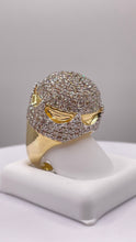 Load image into Gallery viewer, 5.20 CT. Natural Diamond Men’s Ring In 10 KT Yellow Gold