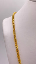 Load image into Gallery viewer, 2.5mm Fancy Link Chain In 22 KT Yellow Gold