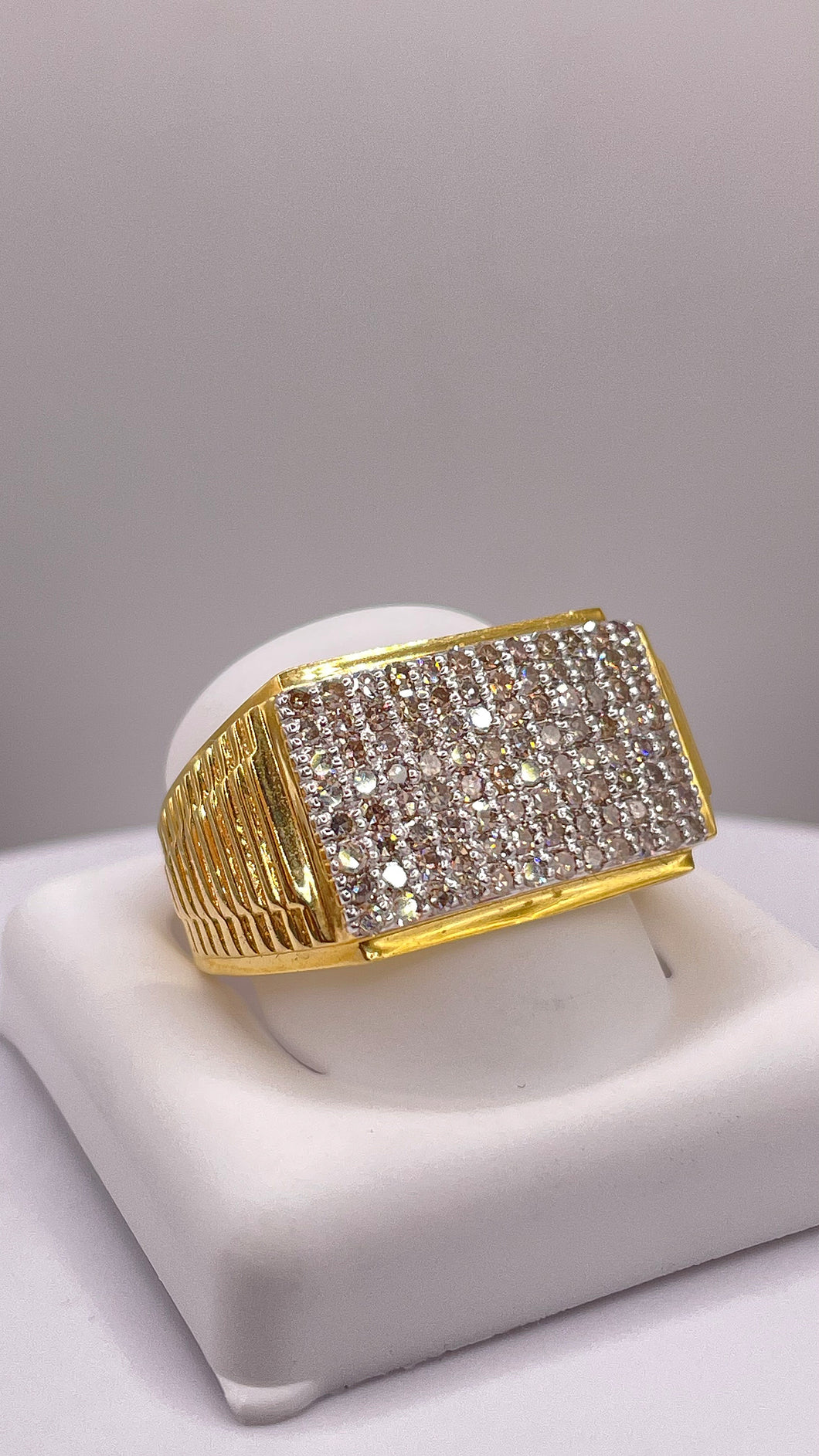 0.98 CT. Natural Diamond Men’s Ring In 10 KT Yellow Gold