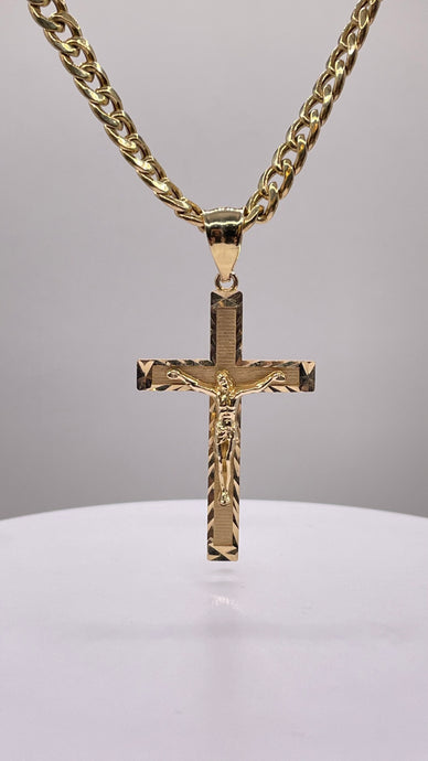 14 KT Yellow Gold Cross Pendent & Chain Combo