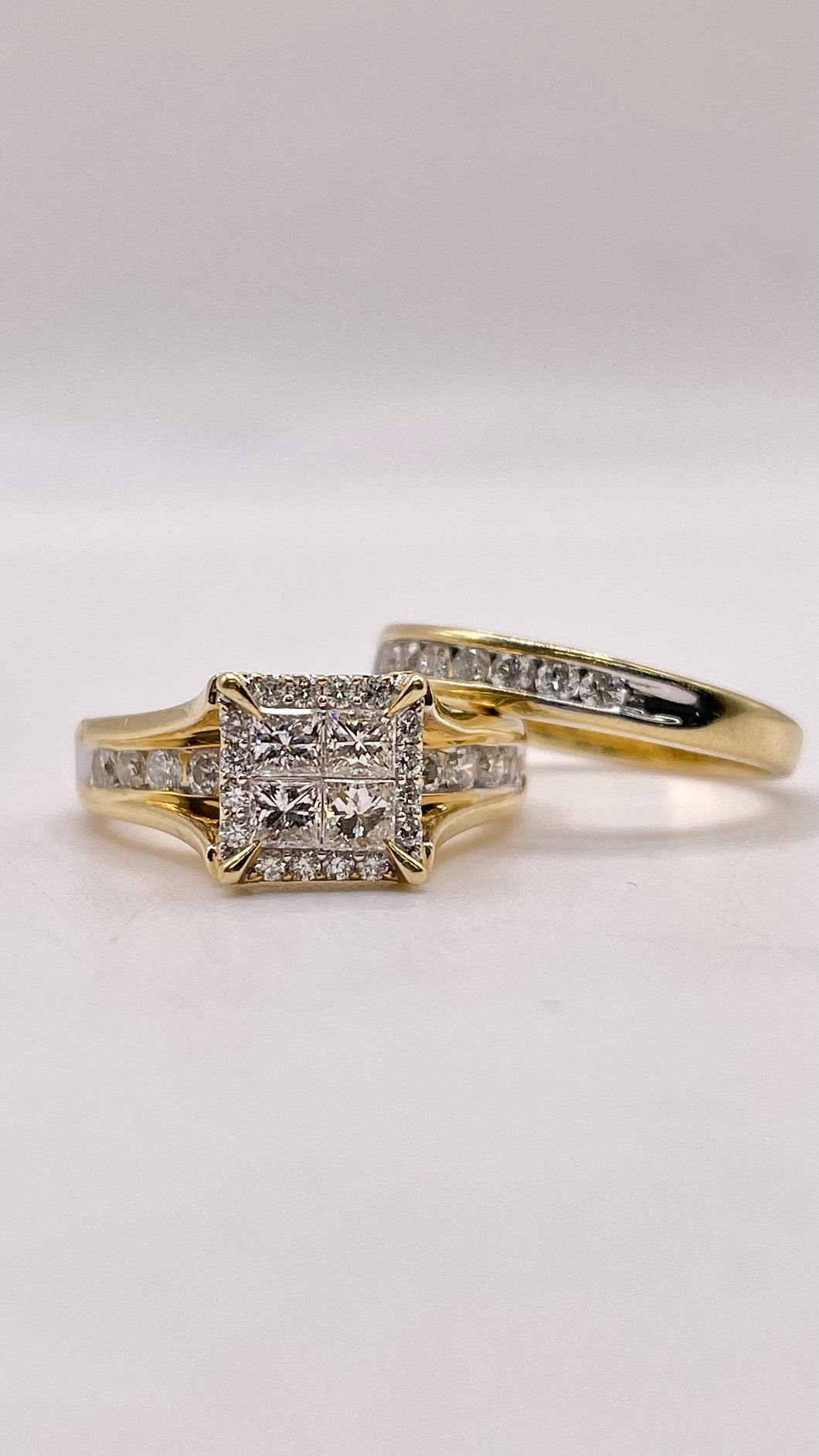Approx 1.00 CT. T.D.W Natural Diamond Engagement Ring & Wedding Band Set In 14 KT Yellow Gold