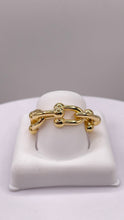 Load image into Gallery viewer, 8.6mm Link Ring In 18 KT Yellow Gold