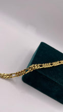 Load image into Gallery viewer, 7.0mm Figaro Link Chain In 10 KT Yellow Gold