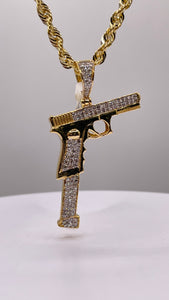 0.46 CT. Natural Diamond Gun Pendent In 10 KT Yellow Gold