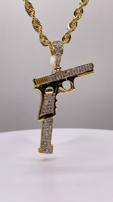 0.46 CT. Natural Diamond Gun Pendent In 10 KT Yellow Gold