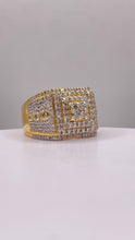 Load image into Gallery viewer, 1.84 CT. Natural Diamond Men’s Ring In 10 KT Yellow Gold