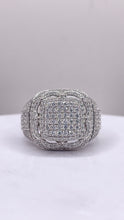 Load image into Gallery viewer, Men’s Silver Ring With CZ