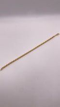 Load image into Gallery viewer, 4.7mm Link Bracelet In 10 KT Yellow Gold