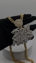 Load image into Gallery viewer, Approx 10 CT. Natural Flawless VVS Diamond Don Mills Pendent In 24 KT Solid Yellow Gold