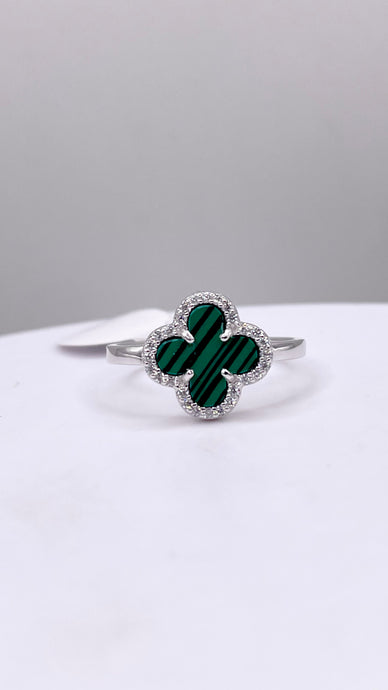 Women’s Clover Ring In Silver With CZ