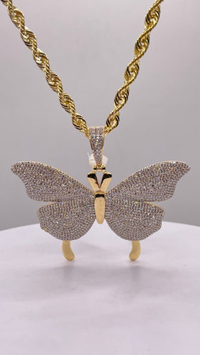 2.25 CT. Natural Diamond Butterfly Pendant In 10 KT Yellow Gold