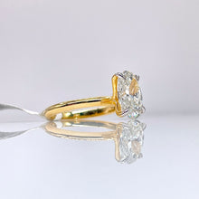 Load image into Gallery viewer, 2.50 CT. Oval Cut Lab Grown Solitaire Engagement Ring In 14 KT Yellow Gold