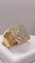 Load image into Gallery viewer, 0.88 CT. Natural Diamond Men’s Square Shape Ring In 10 KT Yellow Gold