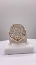 Load image into Gallery viewer, 2.0 CT. Natural Diamond Round Shape Men’s Ring In 10 KT Yellow Gold