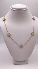 Load image into Gallery viewer, 18 KT Mother-Of-Pearl Clover Necklace In Yellow Gold
