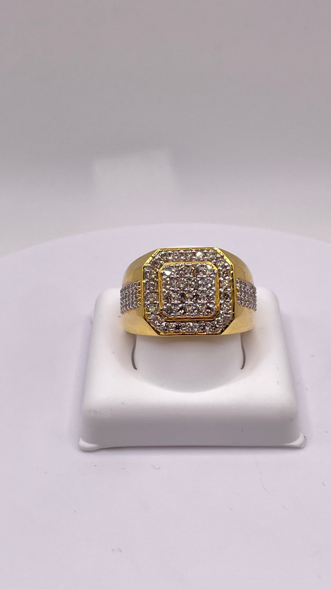 1.45 CT. Natural Diamond Men’s Ring In 10 KT Yellow Gold