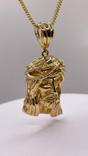 Load image into Gallery viewer, Jesus Pendent In 10 KT Yellow Gold