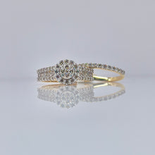 Load image into Gallery viewer, 1.08 CT. T.D.W Natural Diamond Ladies Ring Set In 10 KT Yellow Gold