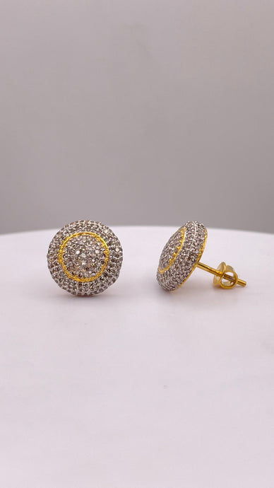 0.89 CT. Natural Diamond Round Shape Stud Earrings In 10 KT Yellow Gold