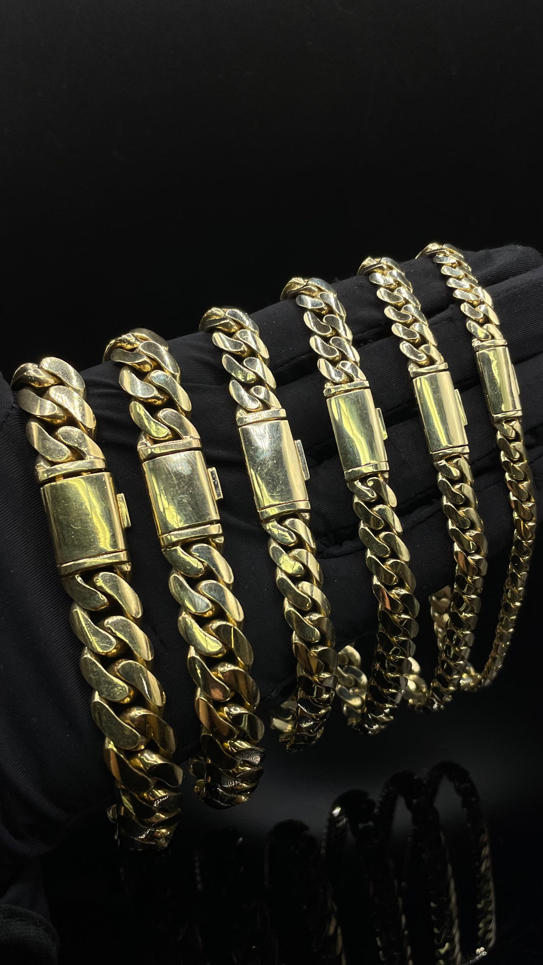 Solid Miami Cuban Bracelets With Box Lock In 10 KT Yellow Gold