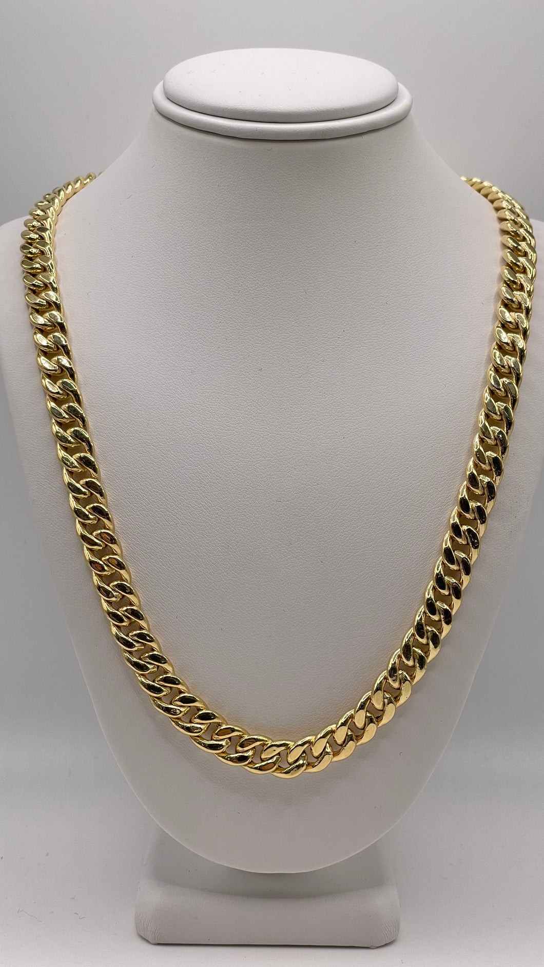 7.6mm Miami Cuban Link Chain In 14 KT Yellow Gold