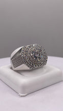 Load image into Gallery viewer, Men’s Silver Ring With CZ