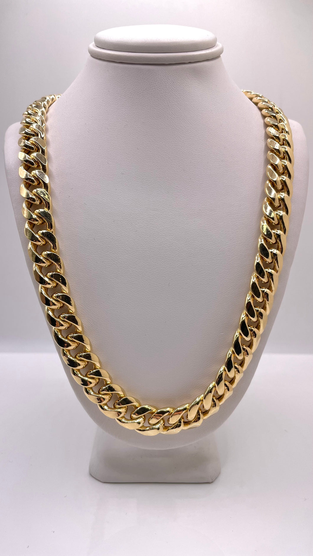 11mm Miami Cuban Link Chain In 10 KT Yellow Gold
