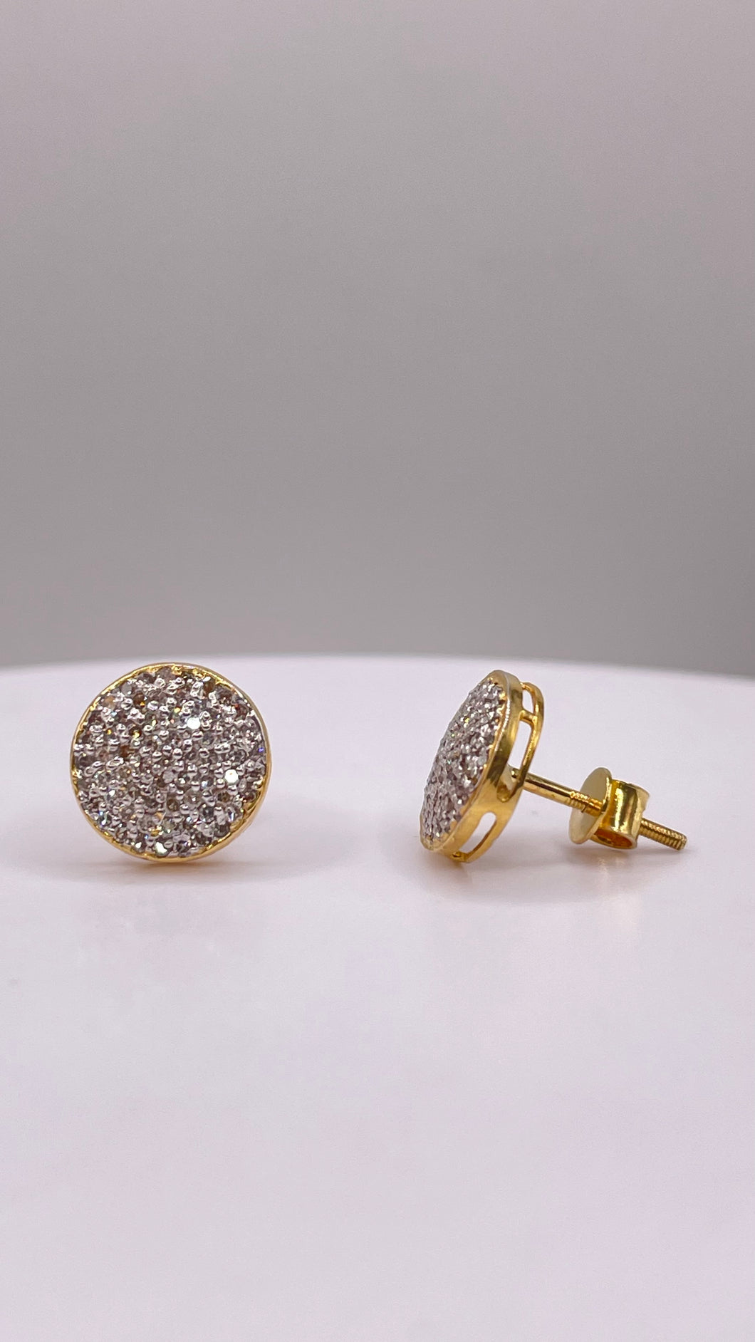 0.45 CT. Natural Diamond Round Shape Stud Earrings In 10 KT Yellow Gold