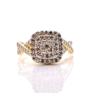 0.72 CT. Natural Diamond Ladies Ring In 10 KT Yellow Gold