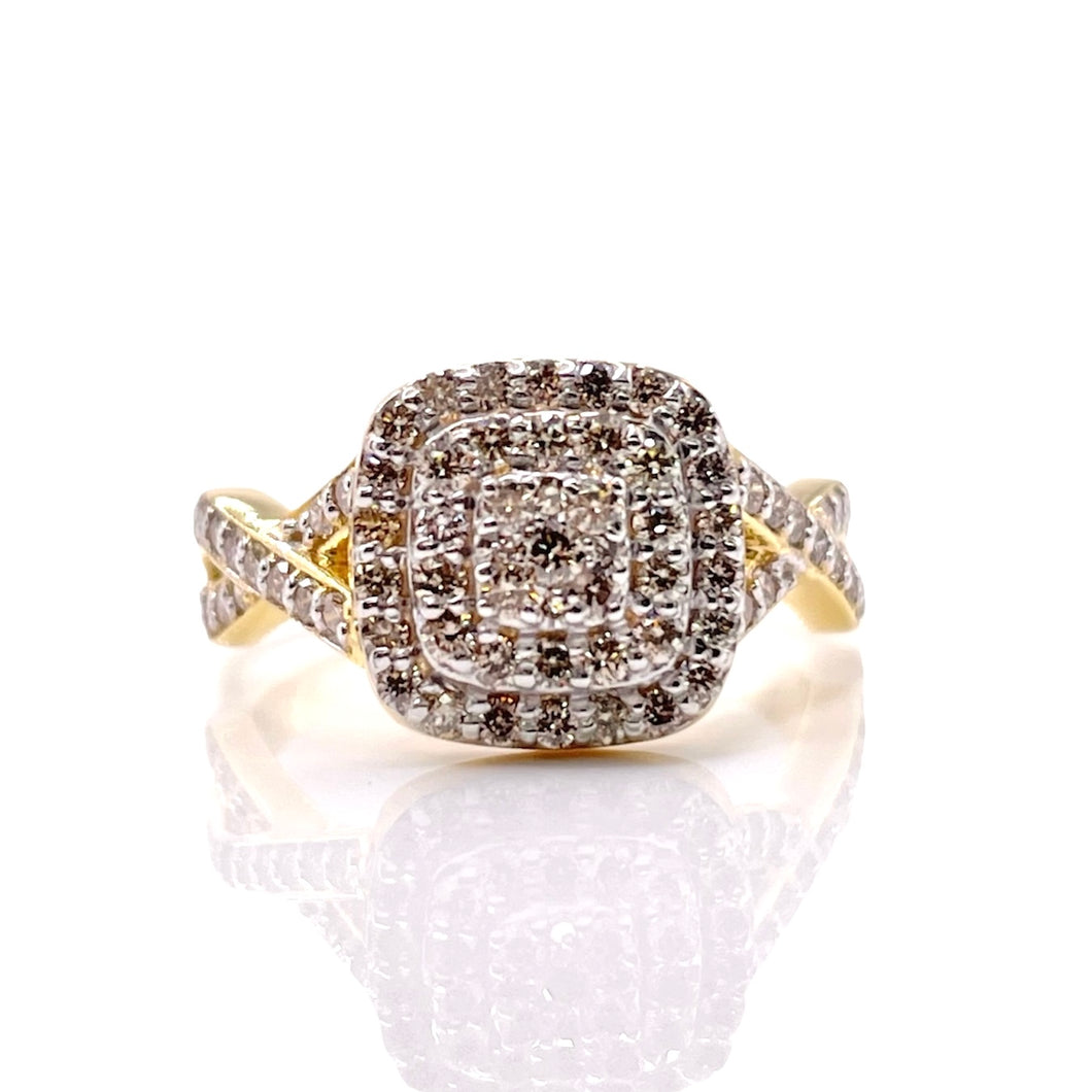 0.72 CT. Natural Diamond Ladies Ring In 10 KT Yellow Gold