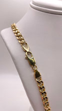 Load image into Gallery viewer, 6.4mm Solid Curb Link Chain In 10 KT Yellow Gold