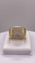 Load image into Gallery viewer, 1.03 CT. Natural Diamond Men’s Ring In 10 KT Yellow Gold