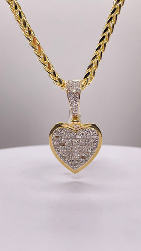 0.57 CT. Natural Diamond Heart Pendant In 10 KT Yellow Gold