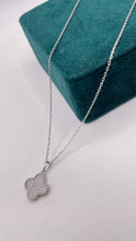 Load image into Gallery viewer, Silver Clover Pendent &amp; Chain With CZ