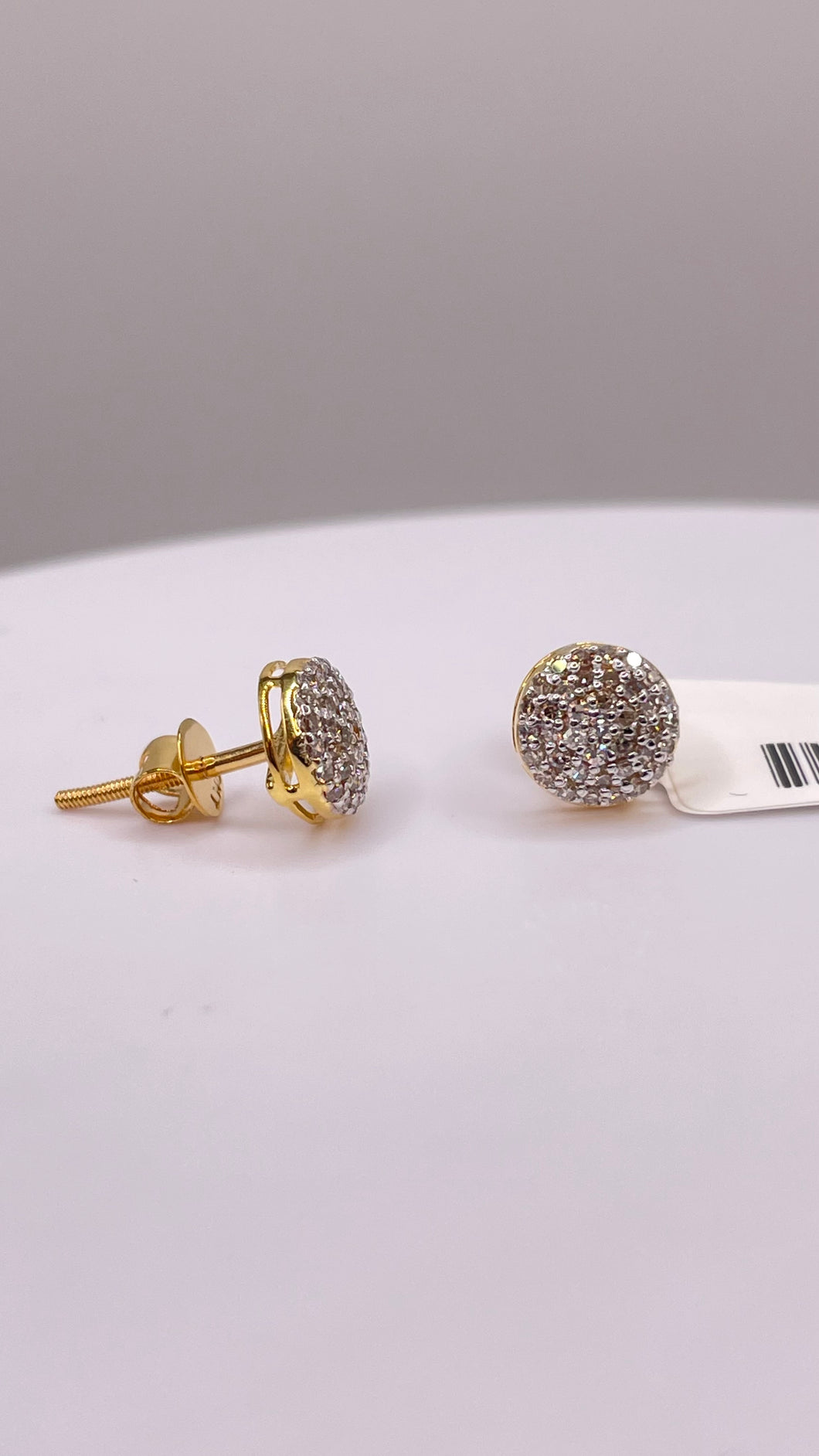 0.30 CT. Natural Diamond Round Shape Stud Earrings In 10 KT Yellow Gold