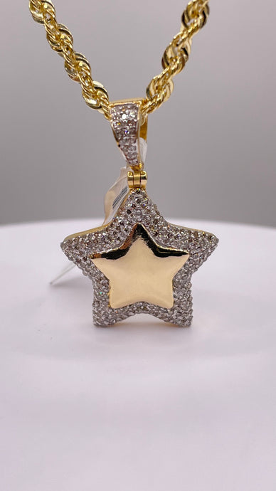 0.66 CT. Natural Diamond Star Pendent In 10 KT Yellow Gold