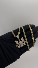 Load image into Gallery viewer, 0.83 CT. Natural Diamond Diplomat Eagle Pendent In 10 KT Yellow Gold