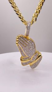 0.87 CT. Natural Diamond Prayer Hands Pendent In 10 KT Yellow Gold