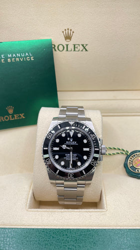 40mm Rolex Submariner Watch With Bright Black Dial