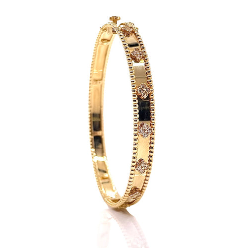 6.8mm Clover Bangle In 18 KT Yellow Gold With Cubic Zirconia