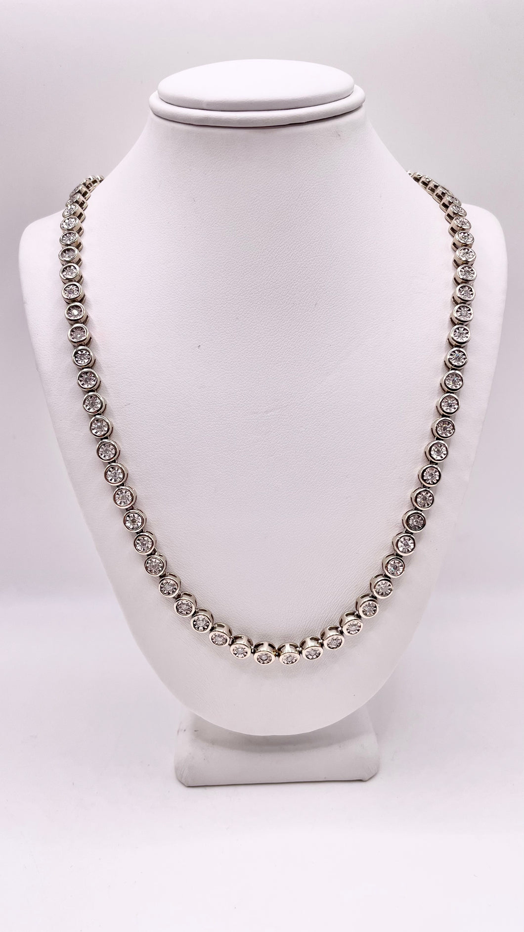 Approx 3.00 CT. Natural Diamond Illusion Setting Tennis Chain In 10 KT White Gold