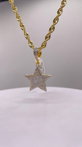 0.59 CT. Natural Diamond Star Pendant In 10 KT Yellow Gold