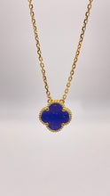 Load image into Gallery viewer, Stunning 10 KT Yellow Gold Clover Necklace