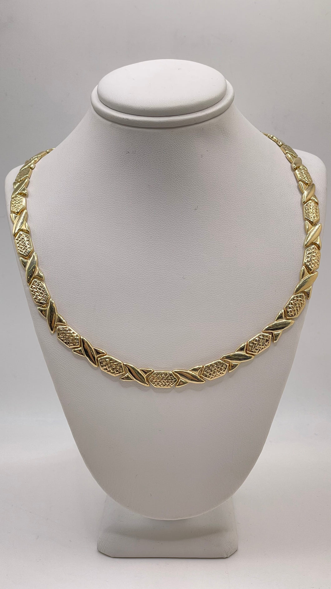 6.9mm Fancy Link Necklace In 10 KT Yellow Gold
